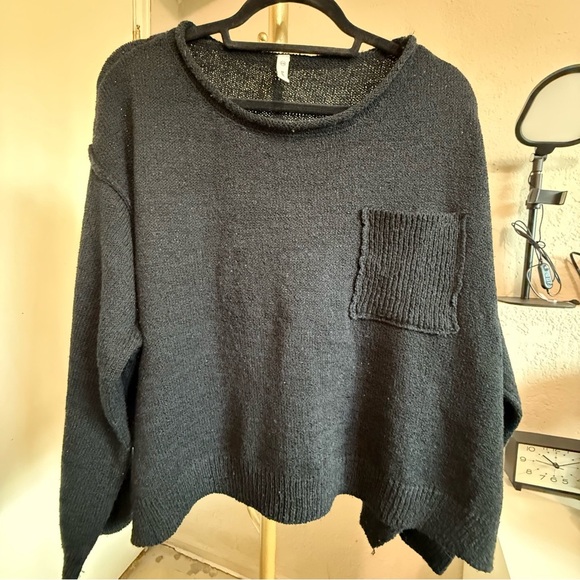 Wishlist Oversized Black Textured Lightweight Sweater Size S/M - Picture 11 of 13